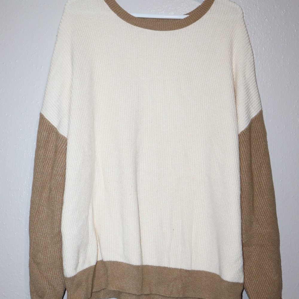 Express Cream and Tan Women's Crew Neck Sweater
